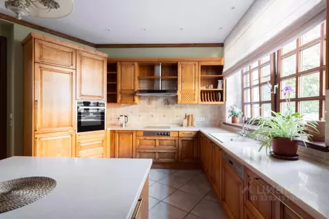 Дом в Московская область, Одинцовский городской округ, с. Немчиновка ...