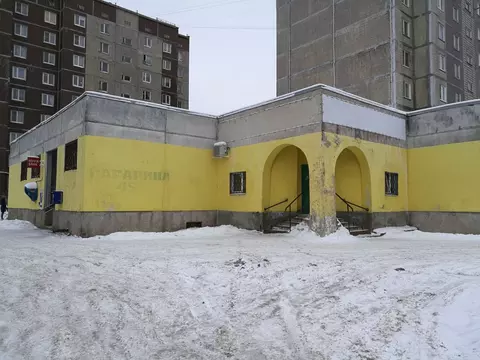 Помещение свободного назначения в Ленинградская область, Выборг ул. ...