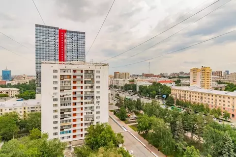 3-к кв. Челябинская область, Челябинск просп. Ленина, 64 (74.0 м)