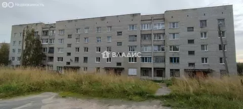 3-комнатная квартира: посёлок городского типа Надвоицы, улица 50 лет ...