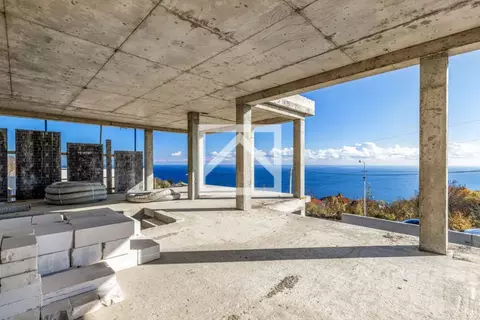 Дом в Крым, Алушта муниципальный округ, с. Малый Маяк ул. Морская, 75 ...