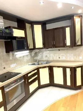 Продается 2-комнатная квартира