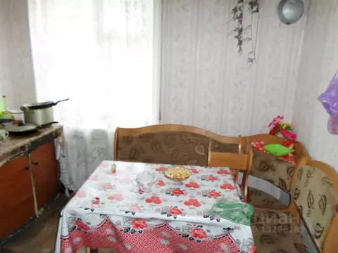 Дом в Волгоградская область, Среднеахтубинский район, ...