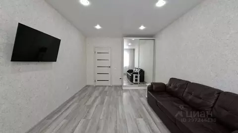 1-к кв. Липецкая область, Липецк ул. И.В. Свиридова, 22к2 (45.0 м)