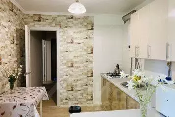 1-к кв. Крым, Алушта ул. Платановая, 2 (50.0 м)