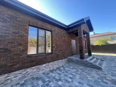 Дом в Ростовская область, Новочеркасск ул. Медовая (140 м)