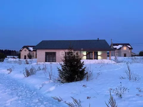 Дом в Пермский край, пос. Объект КРП ул. Перламутровая, 22 (100 м)