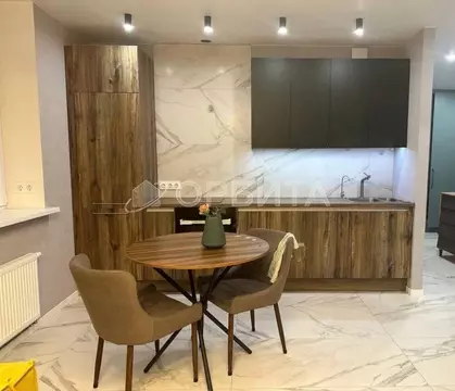 2-к кв. Тюменская область, Тюмень ул. Газовиков, 73к1 (55.0 м)