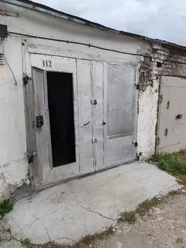 Гараж в Омская область, Омск Заозерный мкр, ул. Коммунальная (18 м)