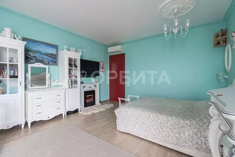 2-к кв. Тюменская область, Тюмень ул. 50 лет Октября, 4 (90.6 м)