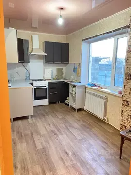 Дом в Оренбургская область, Оренбург ул. Лукиана Попова, 87 (81 м)