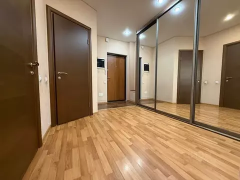 2-к кв. Омская область, Омск Заозерная ул., 19 (70.0 м)