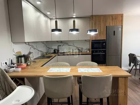 4-к кв. Астраханская область, Астрахань ул. Сен-Симона, 42к5 (149.2 м)