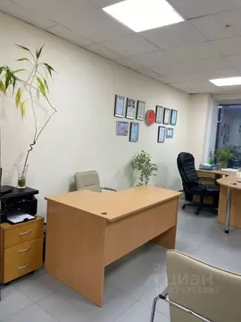 Офис в Свердловская область, Екатеринбург ул. Шейнкмана, 9 (32 м)