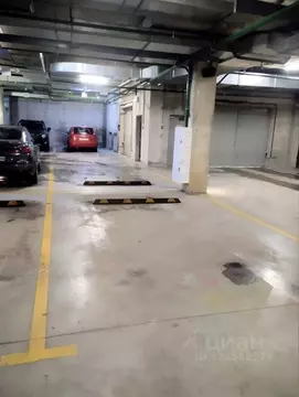 Гараж в Московская область, Красногорск ул. Игоря Мерлушкина, 12 (13 ...