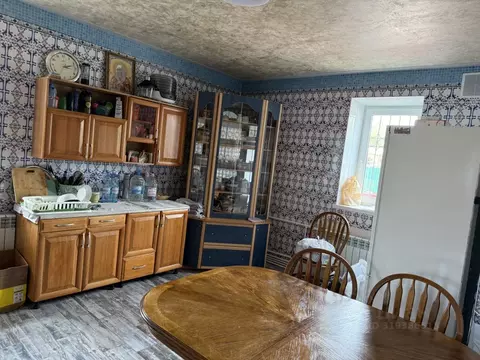 Коттедж в Омская область, Омск ул. Карпинского, 64 (290 м)