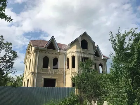 Дом в Ставропольский край, Пятигорск ул. Кутейникова, 14 (576 м)