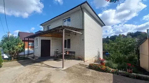 Дом в Саратовская область, Саратов ул. Малая Савельевская, 25 (180 м)