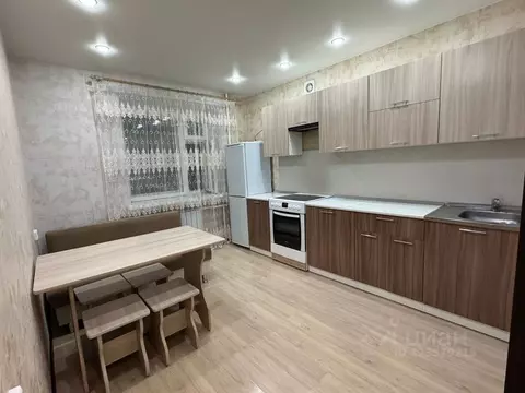 1-к кв. Тюменская область, Тюмень Кремлевская ул., 102 (47.0 м)