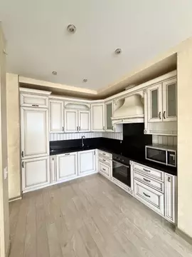 3-к кв. Пермский край, Пермь ул. Советской Армии, 72/1 (108.5 м)