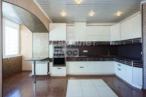 2-к кв. Брянская область, Брянск ул. Ромашина, 58к2 (69.6 м)