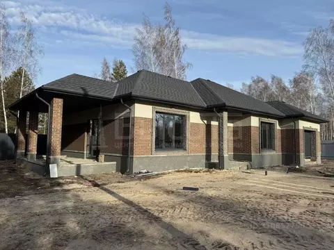 Дом в Воронежская область, Рамонский район, Айдаровское с/пос, с. ...
