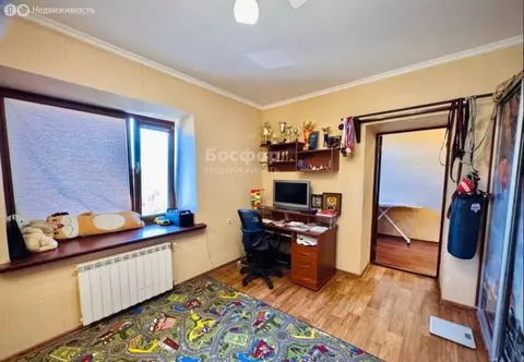 Дом в Феодосия, улица Циолковского (230 м)