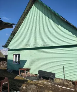 Дом в Алтайский край, Советский район, с. Шульгин Лог Октябрьская ул. ...