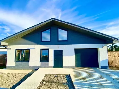 Дом в Иркутская область, Иркутский муниципальный округ, д. Карлук ул. ...