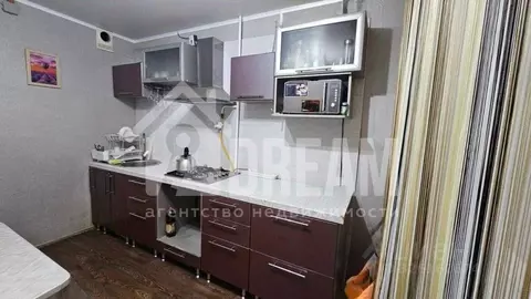 3-к кв. Волгоградская область, Волгоград бул. 30-летия Победы, 16 ...