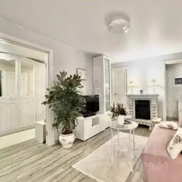 2-к кв. Пермский край, пос. Звездный ул. Ленина, 8 (42.3 м)