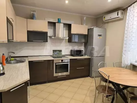 1-к кв. Тюменская область, Тюмень ул. Грибоедова, 13к3 (42.1 м)