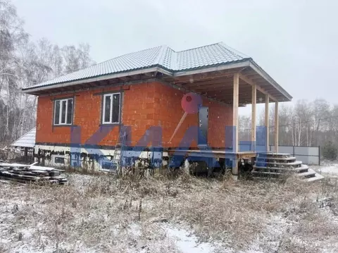 Дом в Красноярский край, Емельяновский район, Шуваевский сельсовет, ...