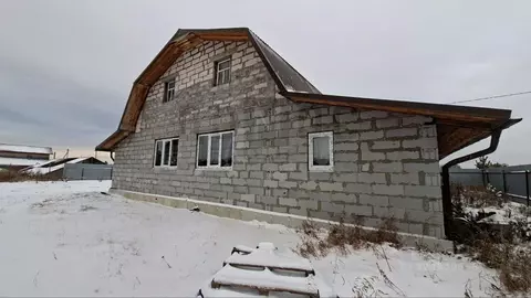 Дом в Свердловская область, Белоярский муниципальный округ, Изумрудный ...