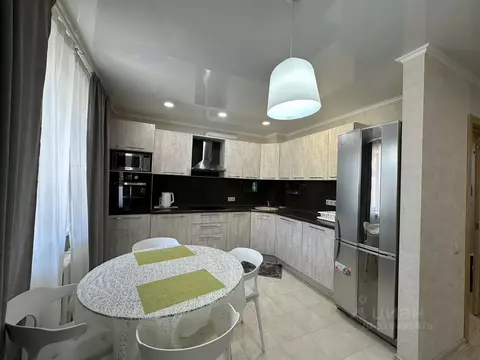 2-к кв. Тюменская область, Тюмень ул. Ю.-Р.Г. Эрвье, 12 (72.0 м)