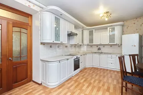 1-к кв. Тюменская область, Тюмень ул. Грибоедова, 15к2 (65.5 м)