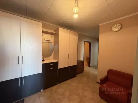 3-к кв. Краснодарский край, Краснодар Центральный мкр, ул. ...