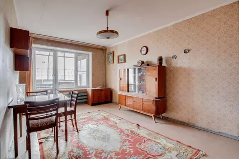 Продается 2-комнатная квартира