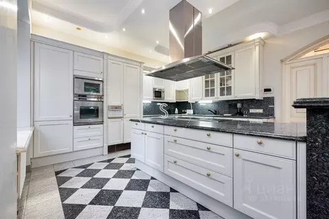 Дом в Московская область, Одинцовский городской округ, пос. Николина ...