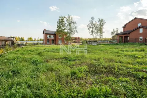 Участок в Москва д. Нижнее Валуево, ул. Валуевская Слобода, 21 (14.2 ...