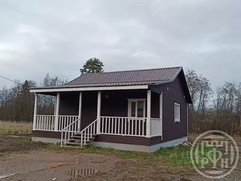 Дом в Ленинградская область, Лужский район, Мшинское с/пос, д. ...