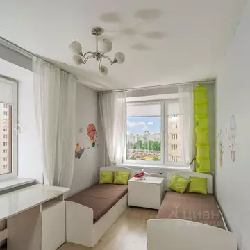 3-к кв. Санкт-Петербург ул. Ворошилова, 25к1 (91.8 м)