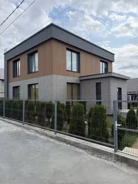 Дом в Кировская область, Слободской район, Шиховское с/пос, д. ...