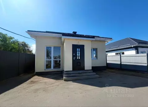 Дом в Крым, Симферопольский район, Чистенское с/пос, с. Новозбурьевка  ...