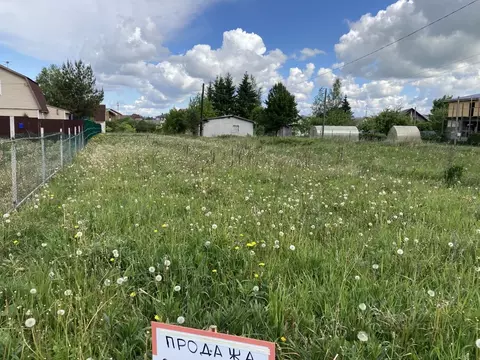 Участок в Ленинградская область, Гатчинский муниципальный округ, д. ...