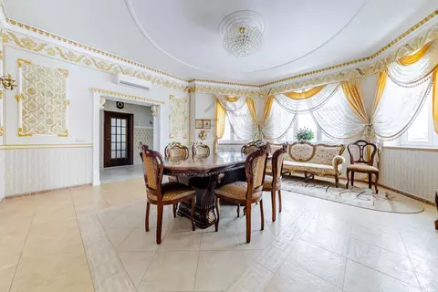 Дом в Санкт-Петербург пос. Александровская, 15 (318 м)