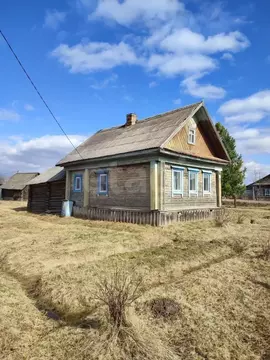 Дом в Ярославская область, Рыбинский муниципальный округ, с. Арефино ...