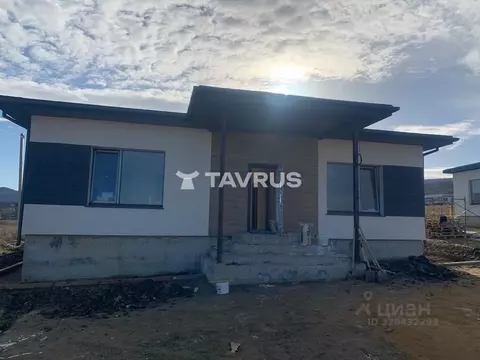 Дом в Крым, Симферопольский район, Добровское с/пос, с. Краснолесье  ...