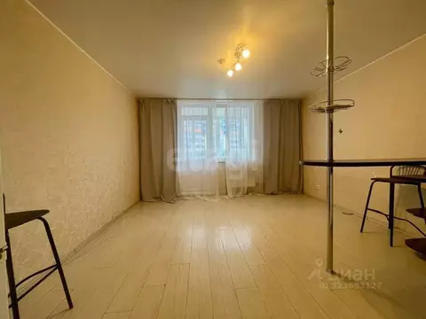 Студия Красноярский край, Красноярск ул. Карамзина, 18 (31.0 м)