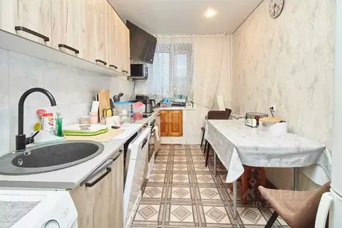 4-к кв. Тюменская область, Тюмень Гилево мкр, ул. Вербная, 1 (77.0 м)